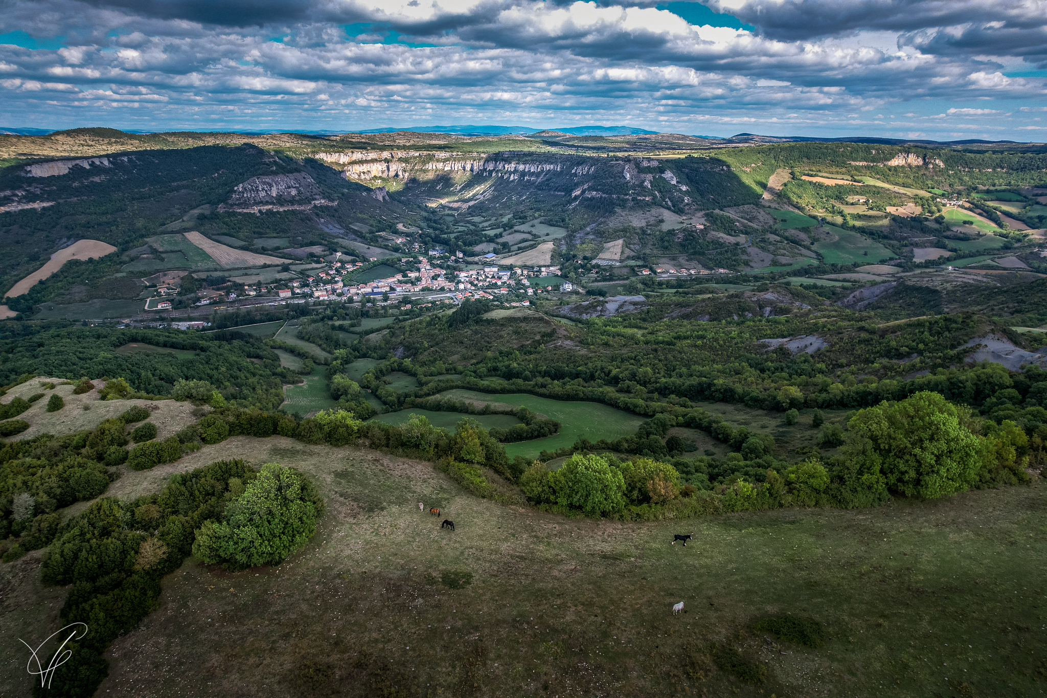 Tournemire depuis le Col des Aiguières, Virginie Govignon