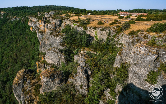 Traversée du Causse des Cuns sur le Larzac