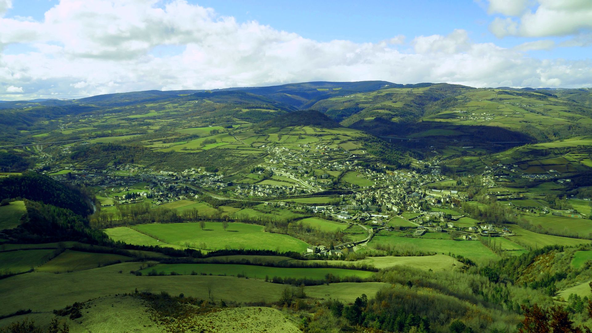 Point de vue bourgs sur colagne