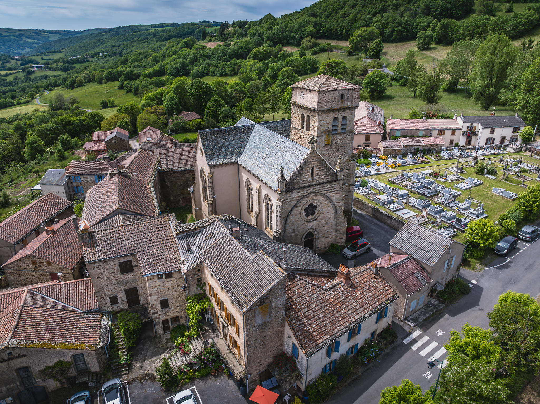 Vue sur le village de Martrin