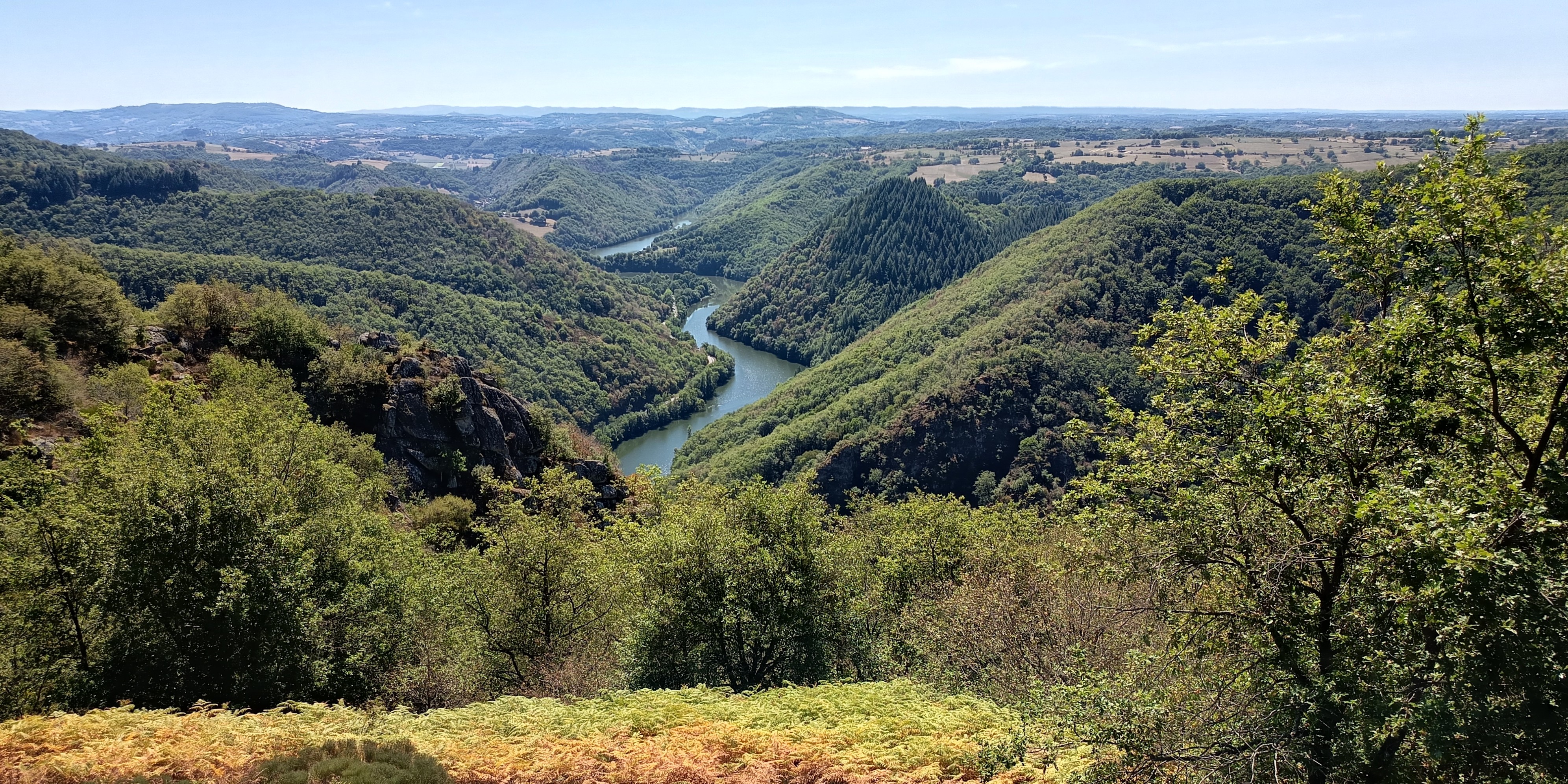 La vallée du Lot depuis le chemin des Légendes